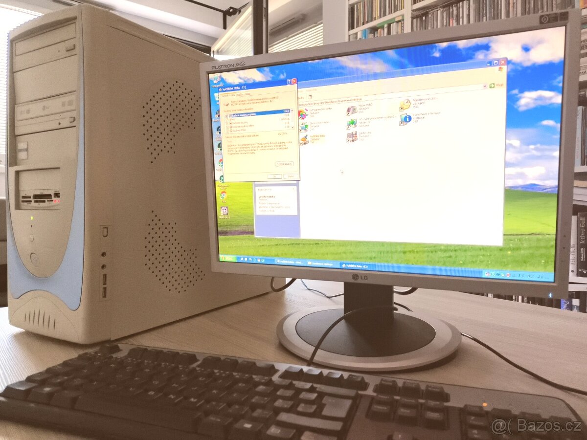 Komplet retro PC sestava (diskety, CD-R, DVD vypalovačka) - 3