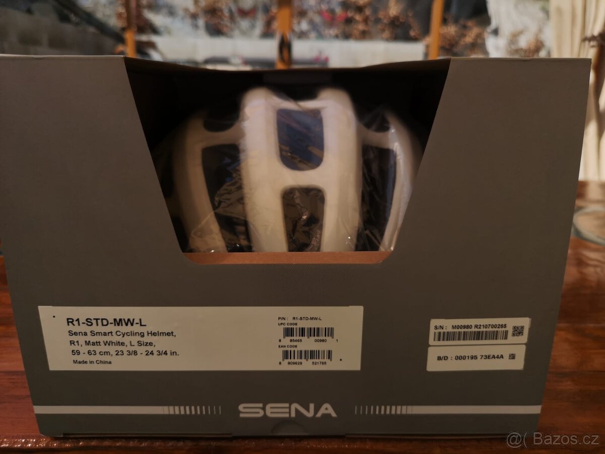 Smart helma SENA R1
- 3