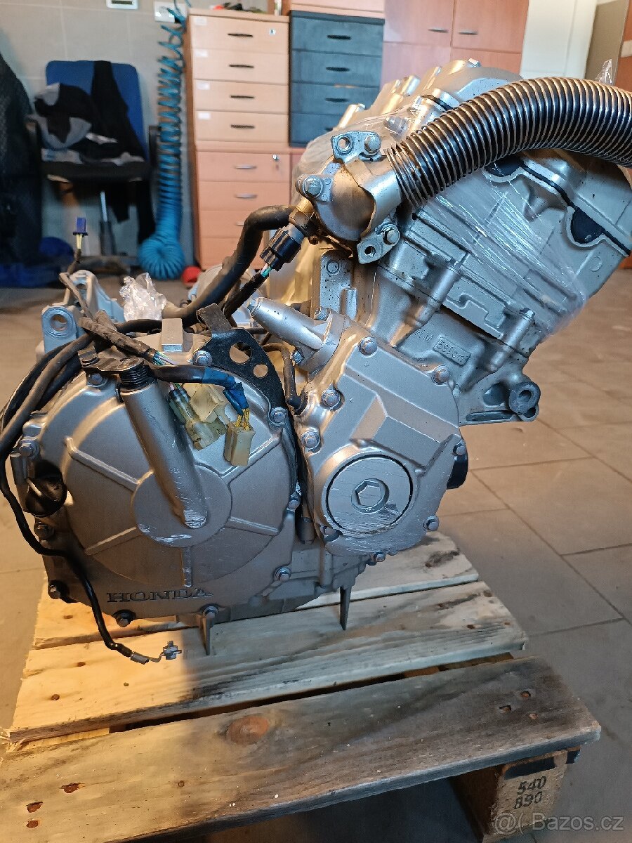 Motor Hornet cb600f PC25E - 3