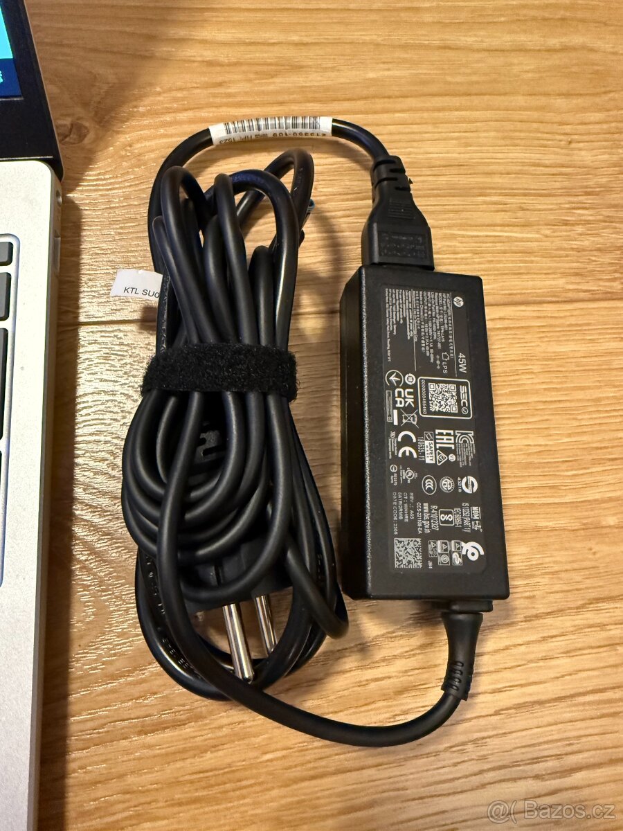 HP/15,6\" IPS/ AMD Ryzen 3/ 8GB RAM/ SSD 512GB/ WIN 11 Hom - 3