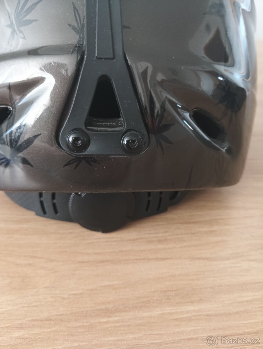 Lyžařská přilba - 3