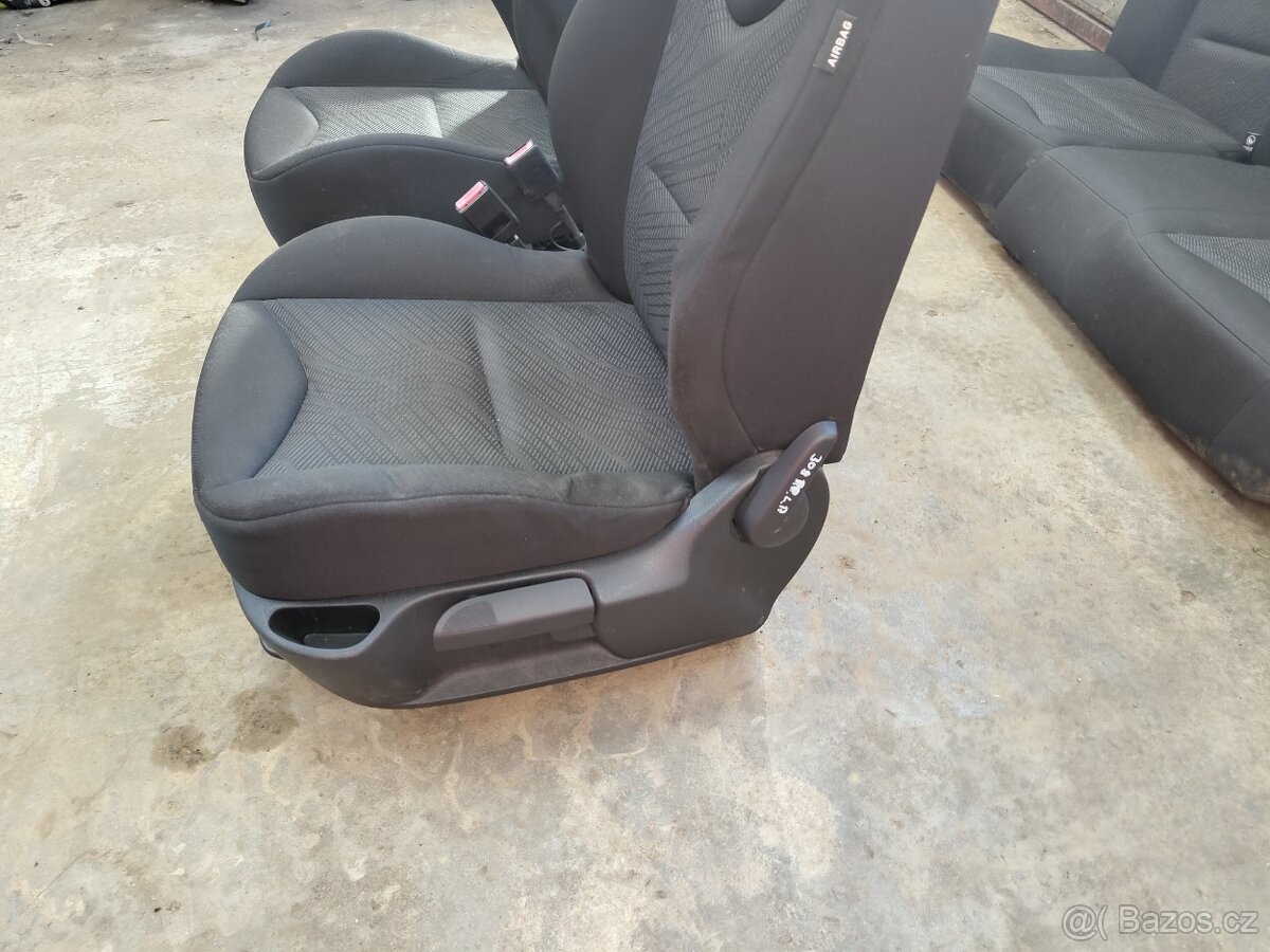 Sedačky Peugeot 308 SW (07-13) - 3