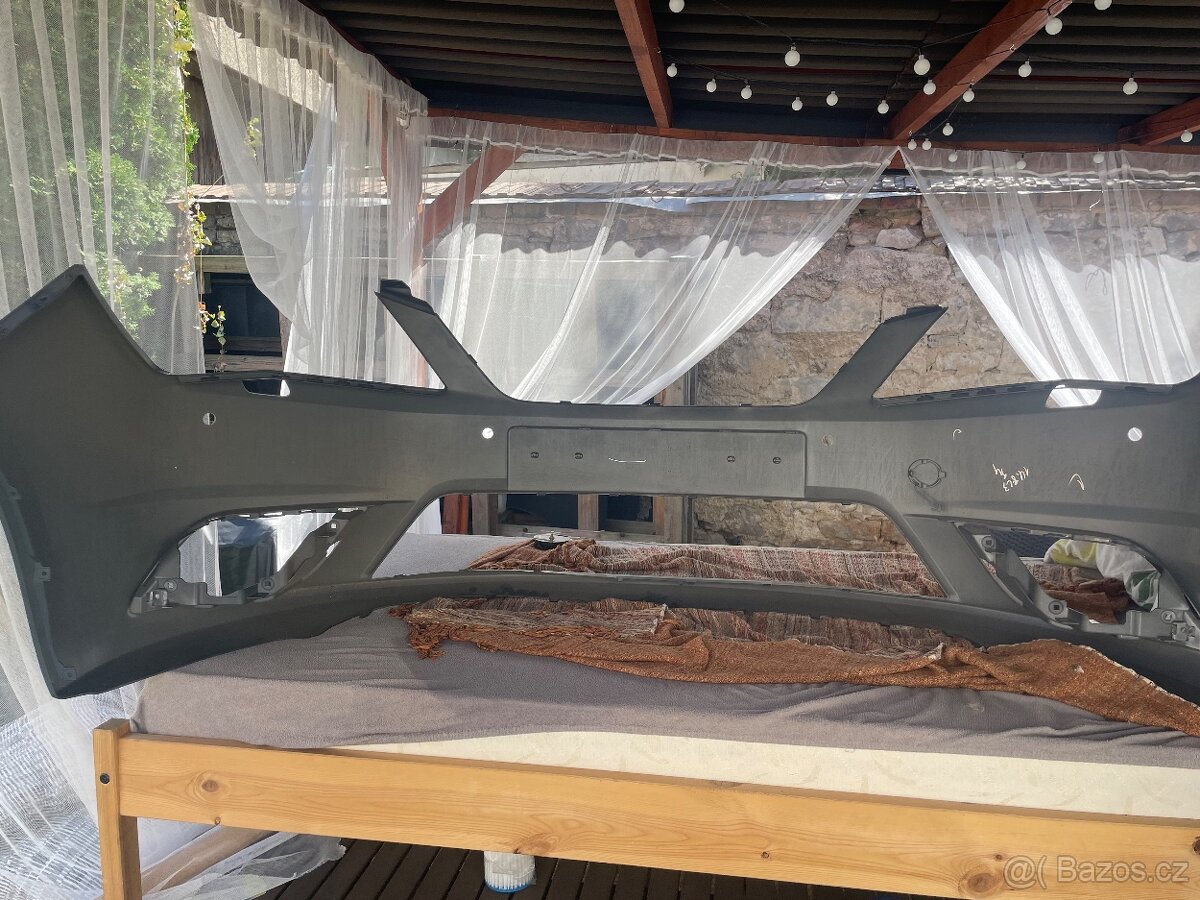 Přední nárazník na Seat Toledo od r. 2012 - 3