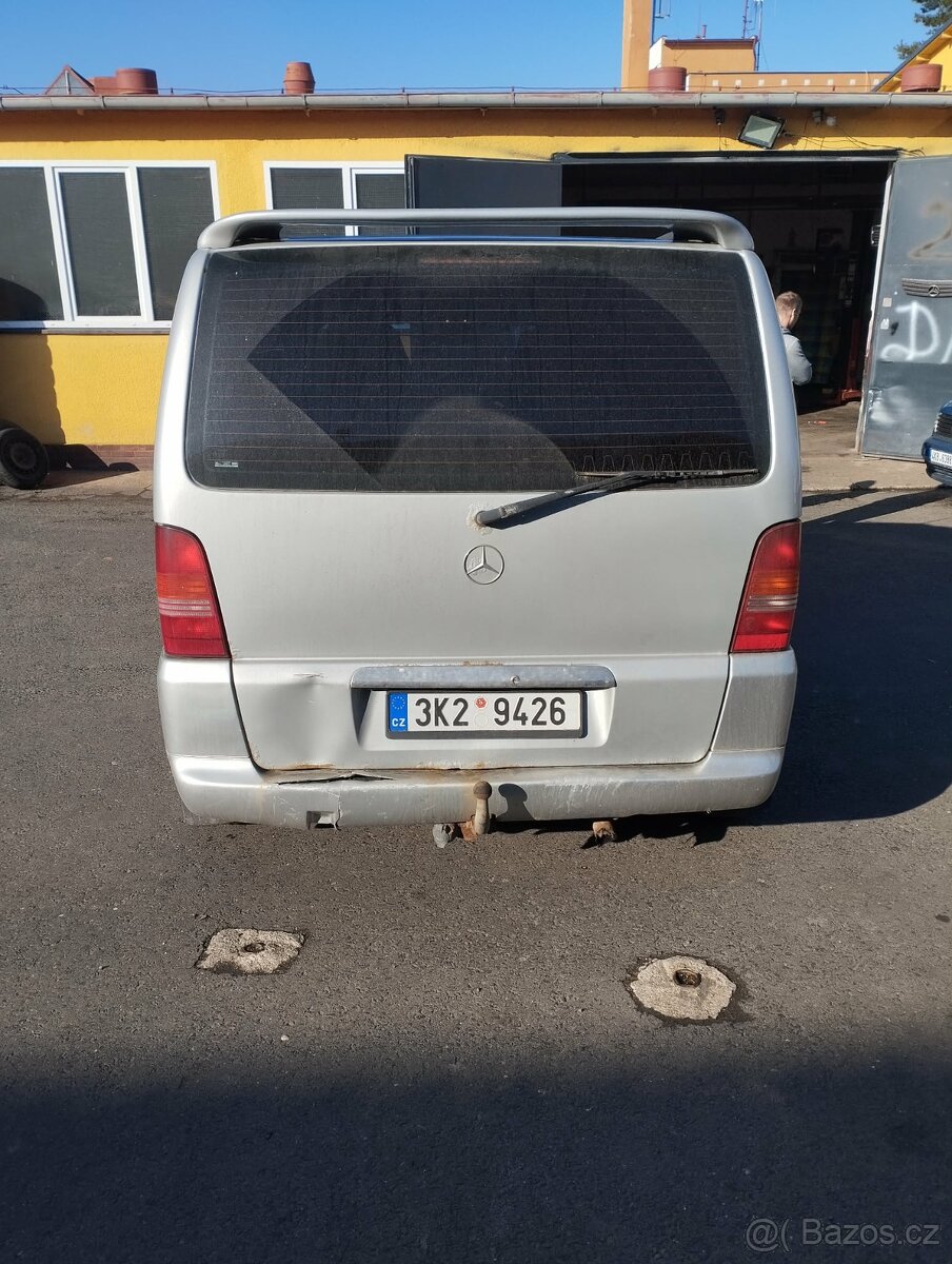 Prodám Mercedes V 220 CDI - 3
