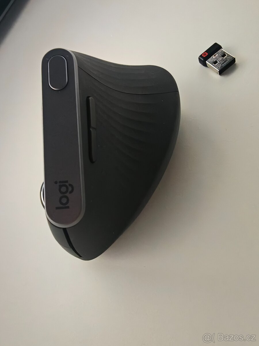Logitech MX Vertical - 3