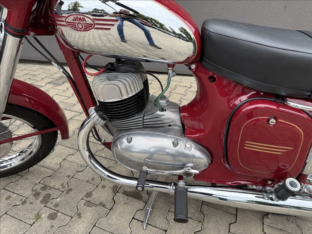 Jawa 350/354 Panelka 1965 - 3