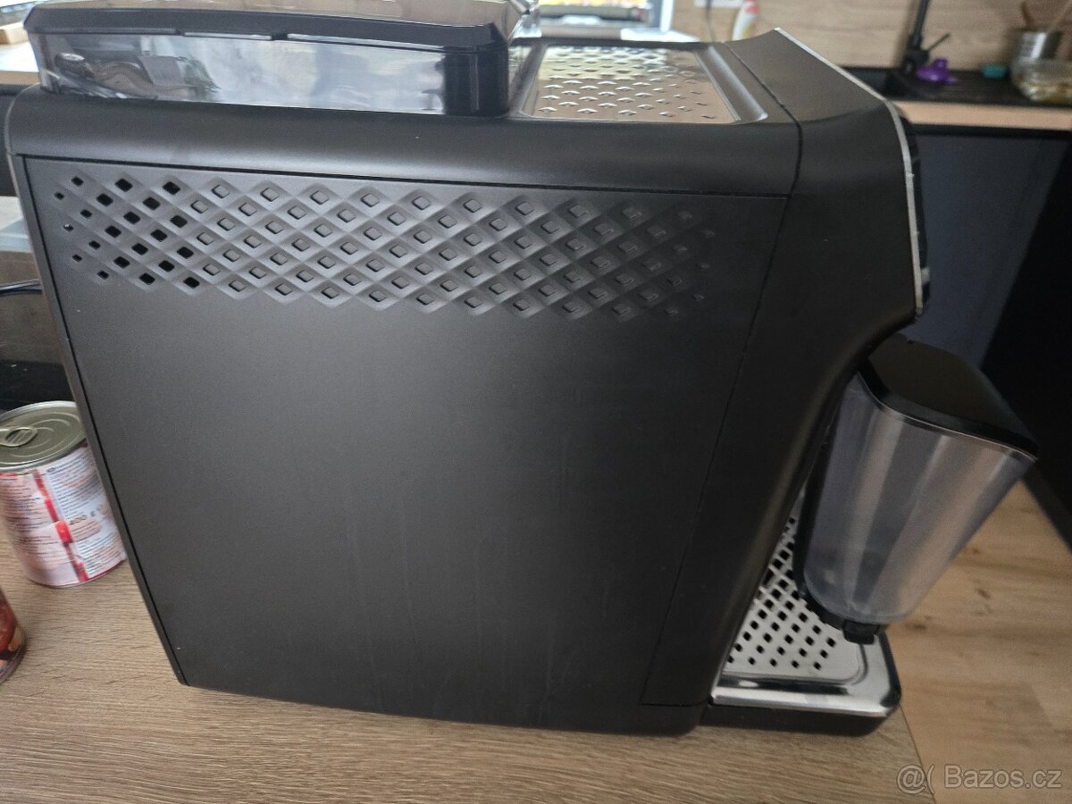 Automatický kávovar Philips Series 5400 LatteGo EP5447/90 - 3