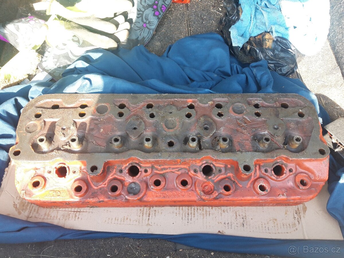 Hlava traktorbagr Bělorus - 3