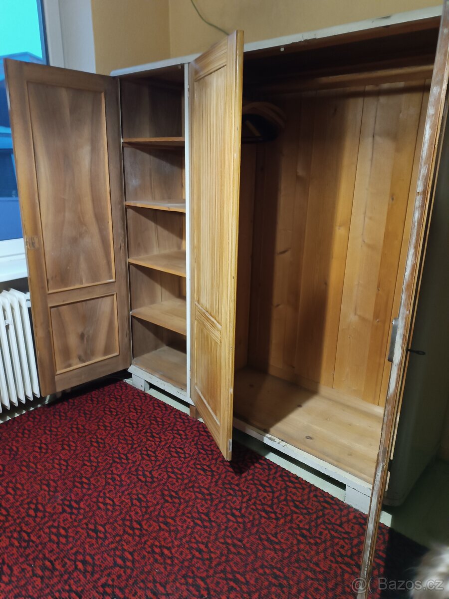 Skříň - 3