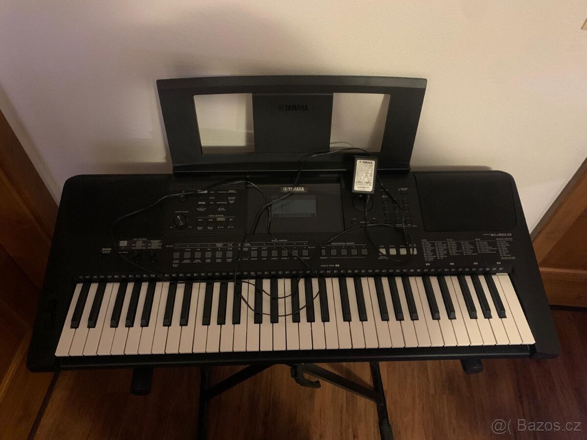 YAMAHA PSR E 463 - 3