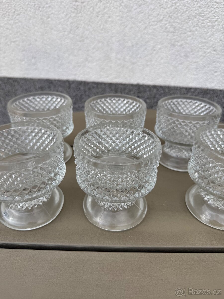 Skleničky na poháry - 3