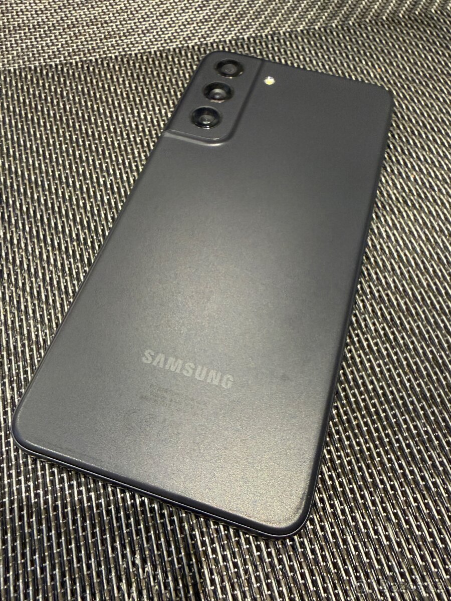 Samsung Galaxy S21 FE Black - 3