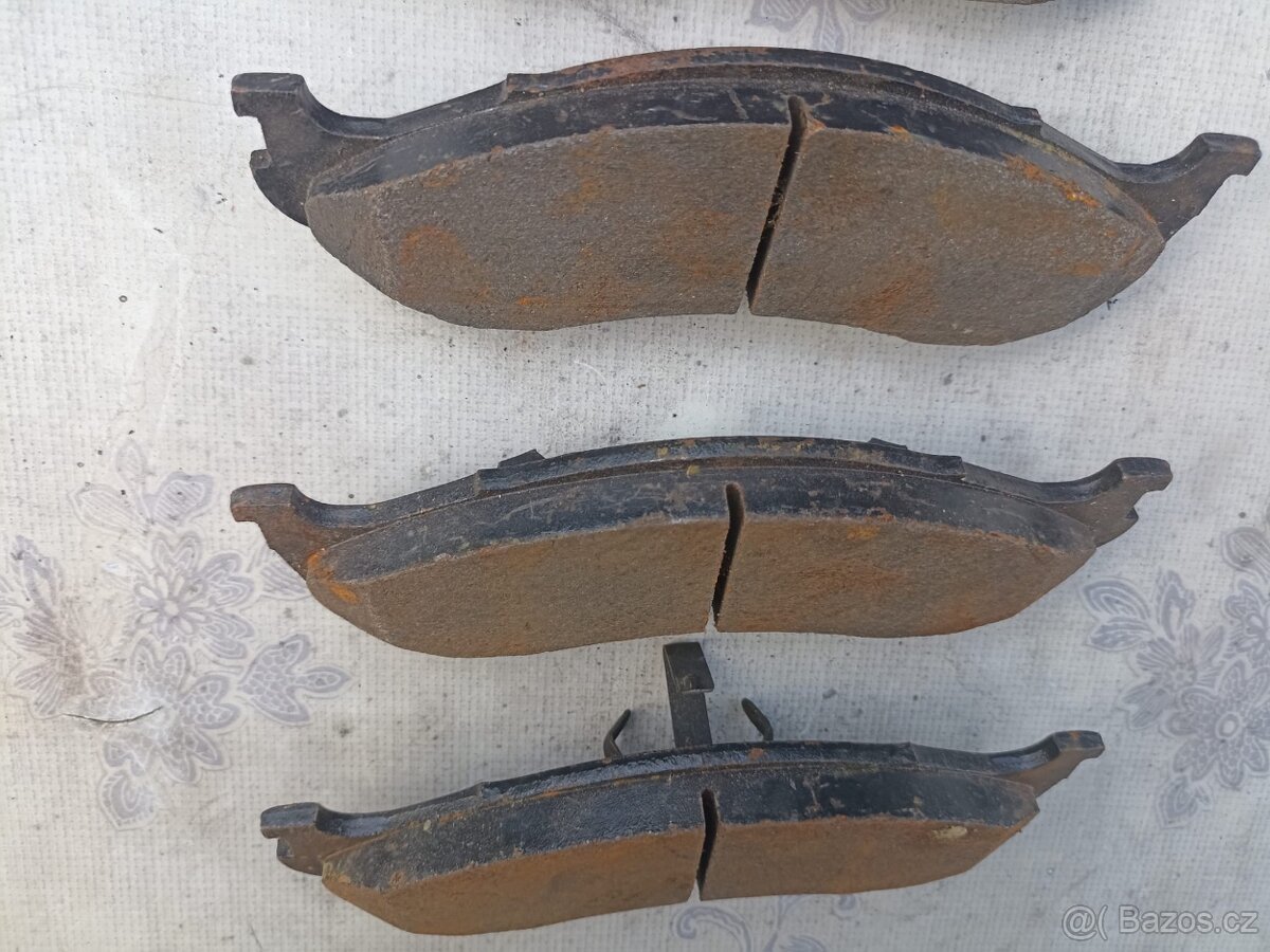 sada předních brzdových desek pro jeep kia - 3