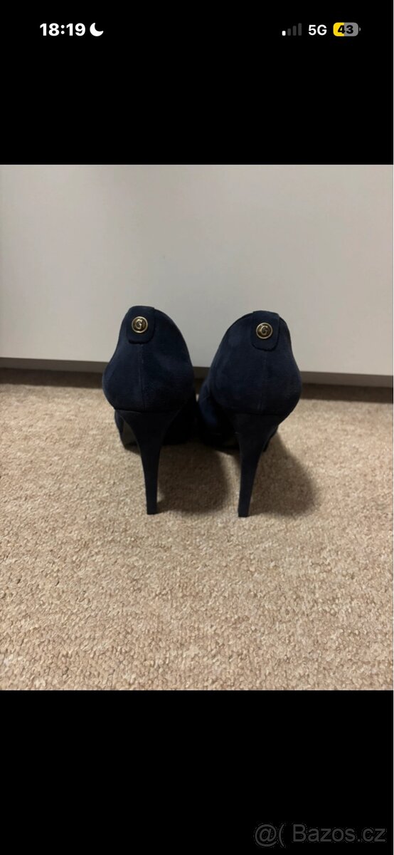 guess podpatky - 3