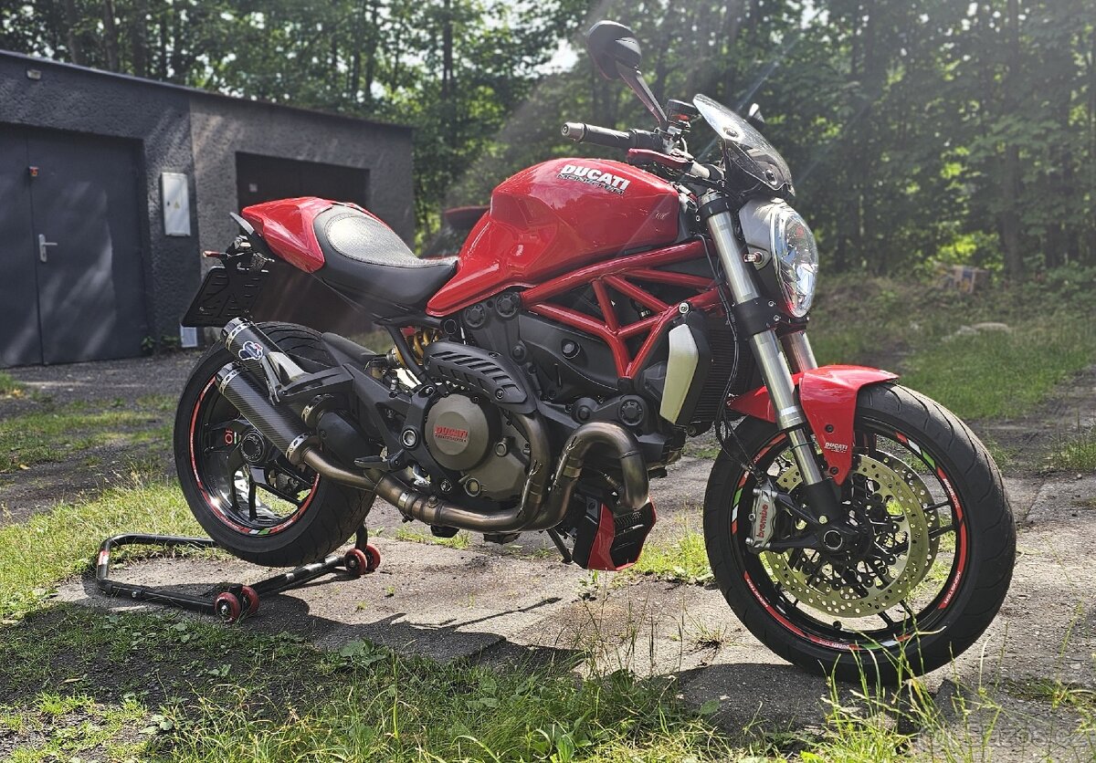 Ducati Monster 1200 - 3