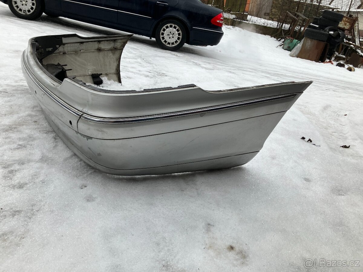 Zadní nárazník na MB S W220 od r.2002 facelift - 3