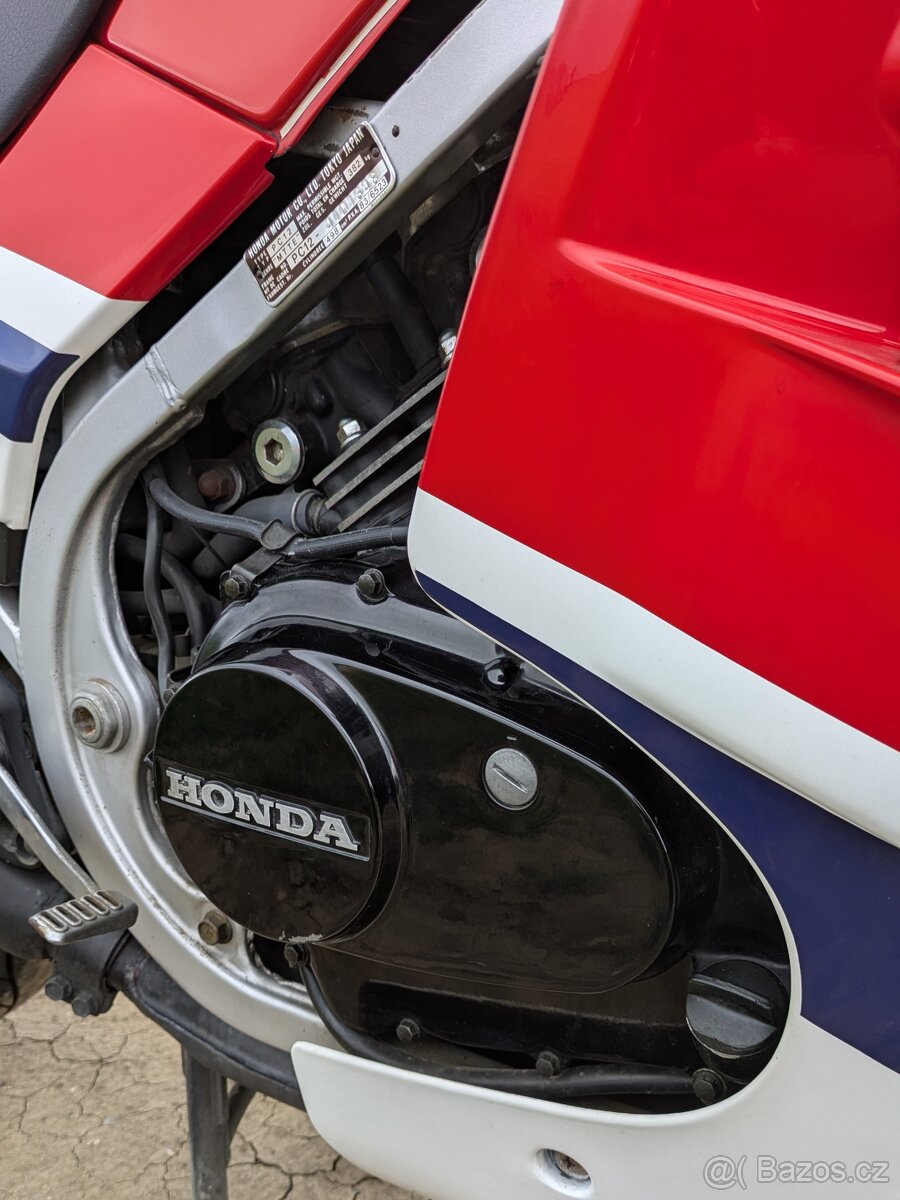 Honda VF VF500 F2 Interceptor 1983 - 3