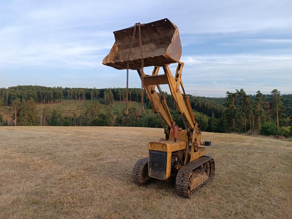 Pásový nakladač Massey Ferguson MF 244 - 3