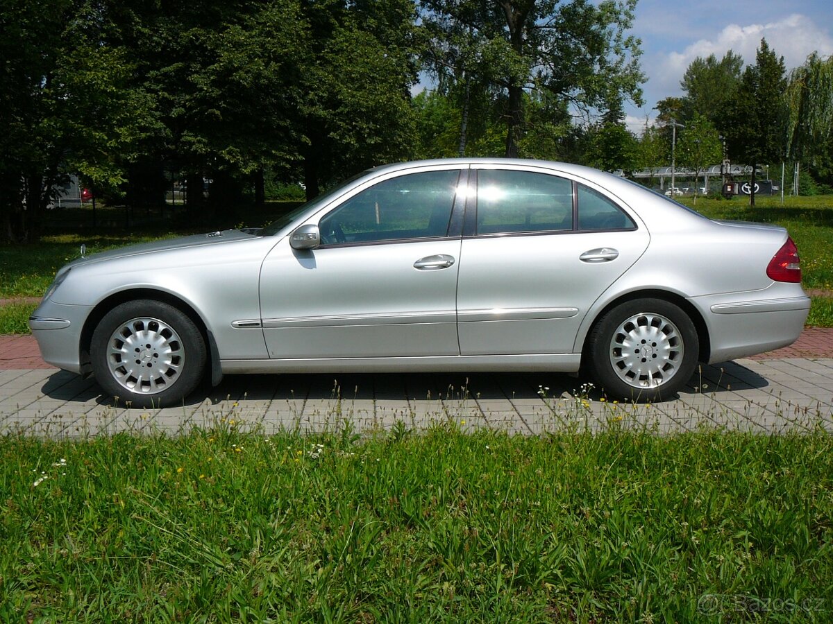 Mercedes E 220D w211 - 3