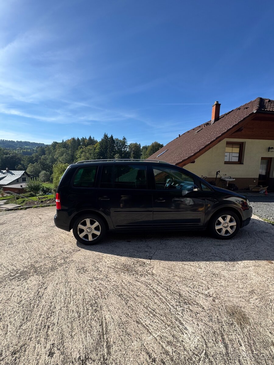 Volkswagen Touran 2004 - 3