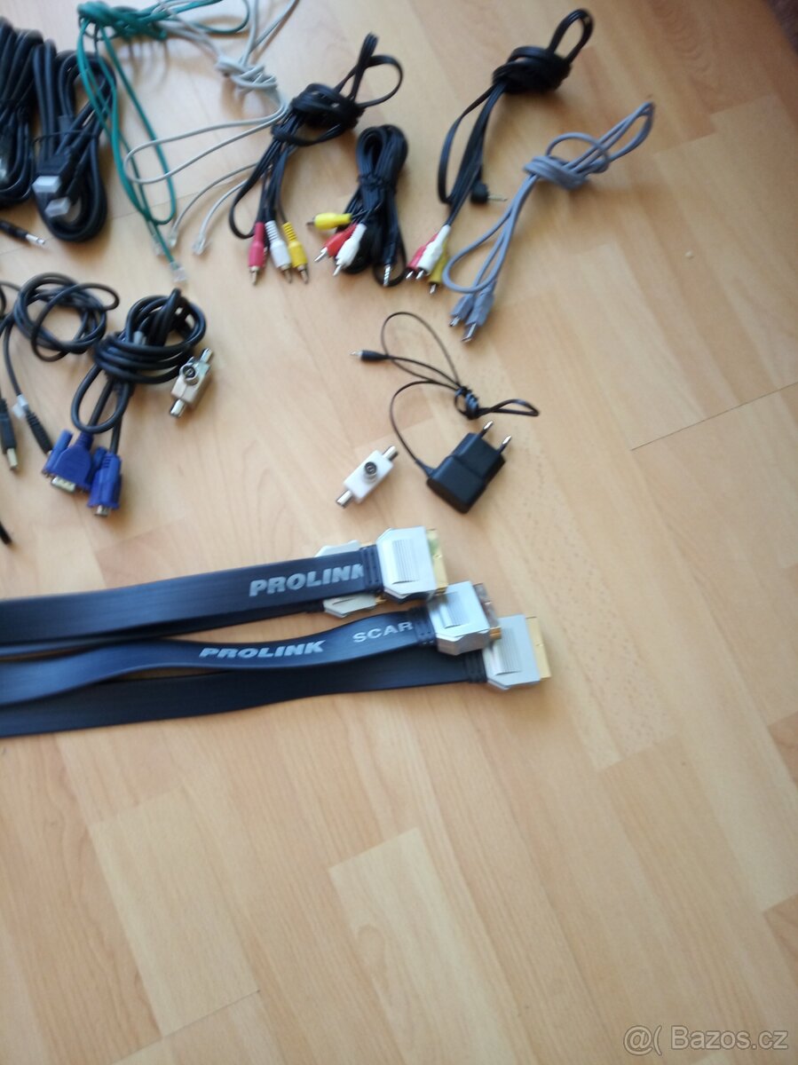 Prodám set top boxy, nabíječky - 3