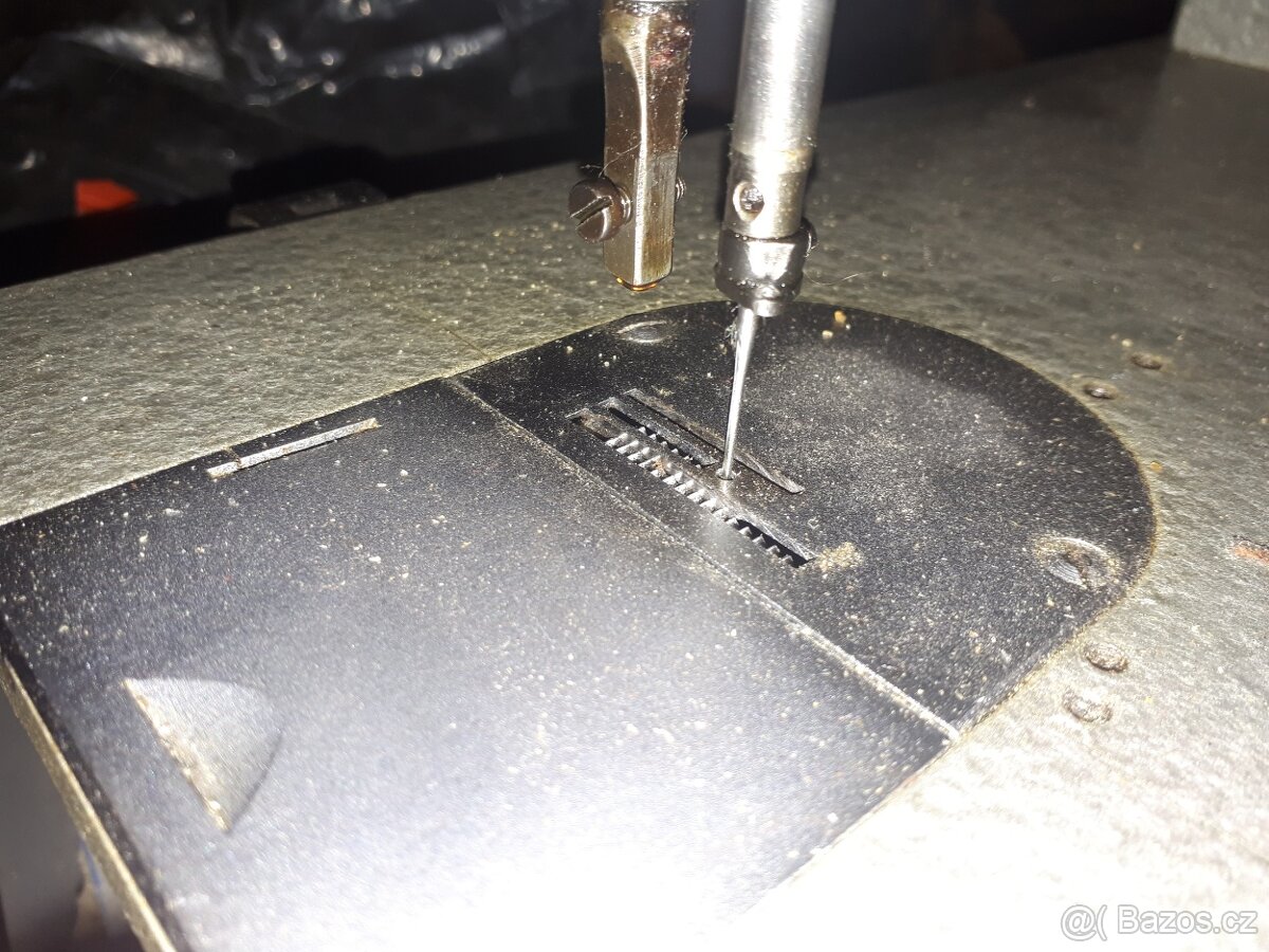 Šicí stroj MINERVA 72113-101 - 3