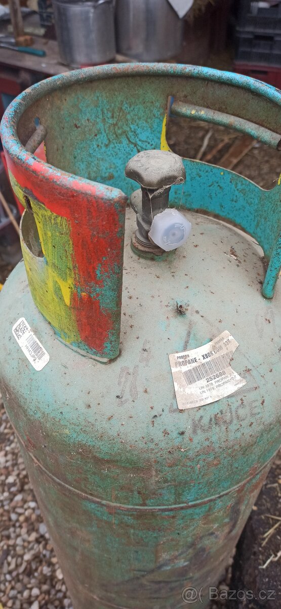 Prodám plynovou láhev - 3