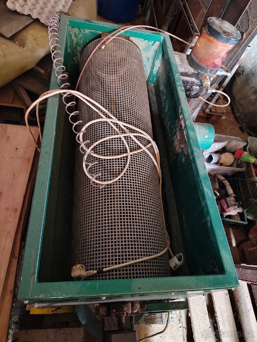 Peletovaci lis , drtic, podavac, chladic/tridic - 3