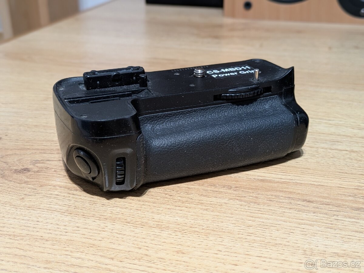 Nikon D7000 + grip - 3