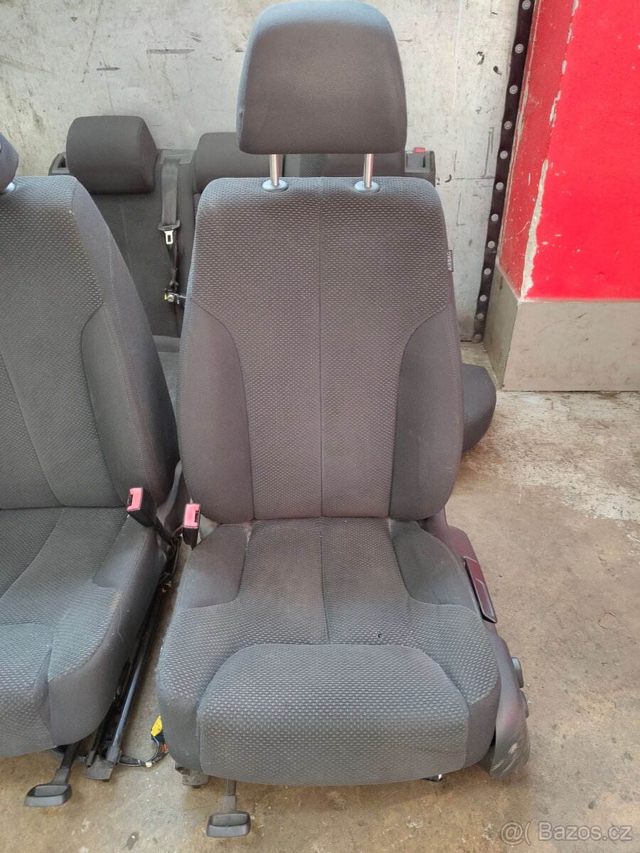 Sedačky Passat B6 sedan + tunel - výhřev - 3