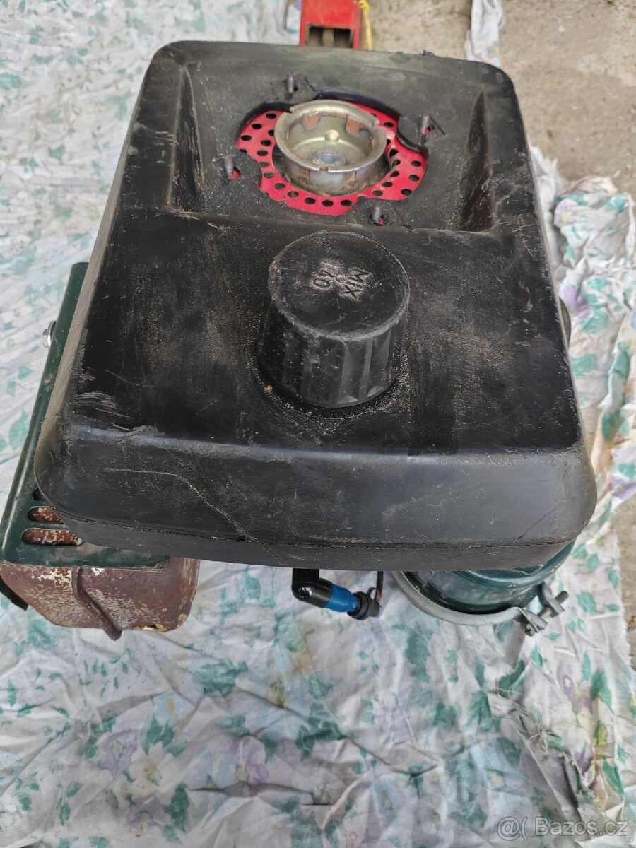 Prodám motor vari - 3