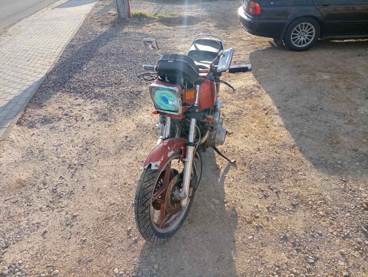 suzuki gs 1100 rok 1980 - 3