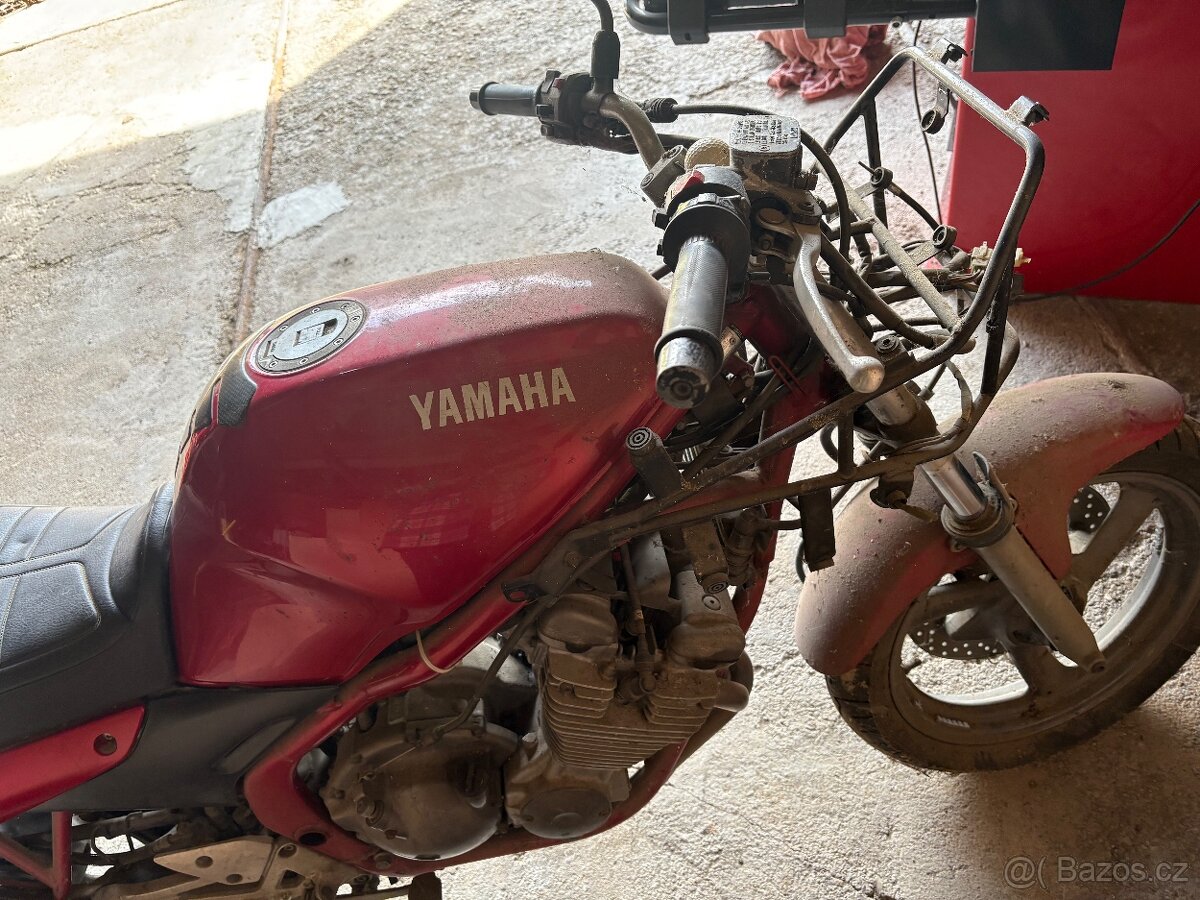 Yamaha XJ600S - 3