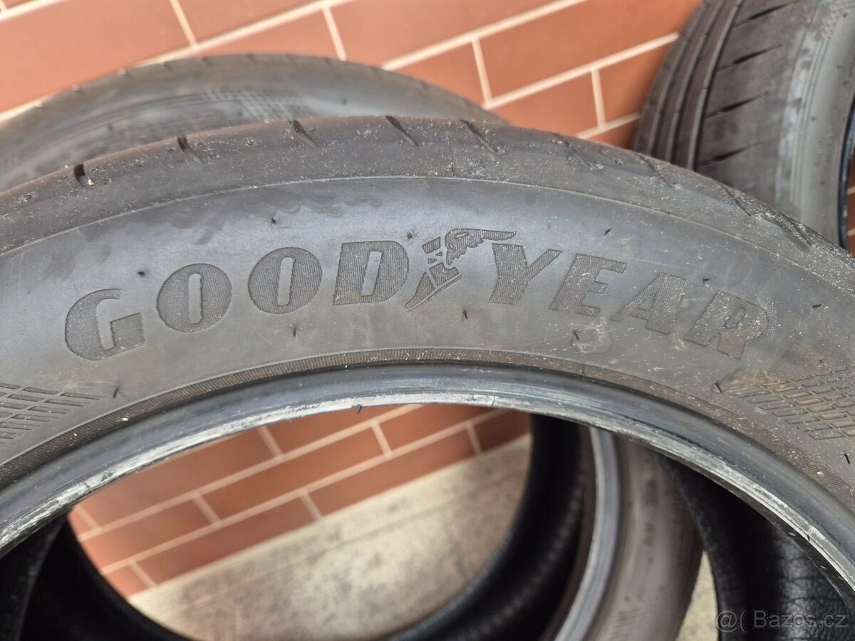 "Prodám letní pneu Goodyear - 3