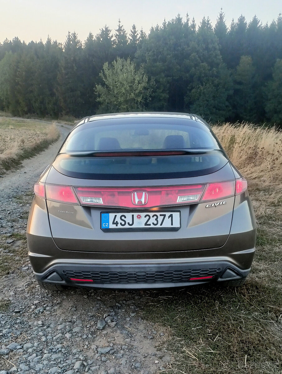 Honda Civic 1.4 5D - 3