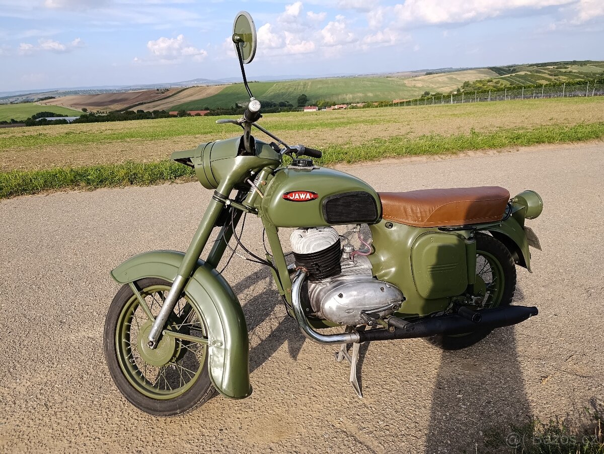 Jawa 250 - 3