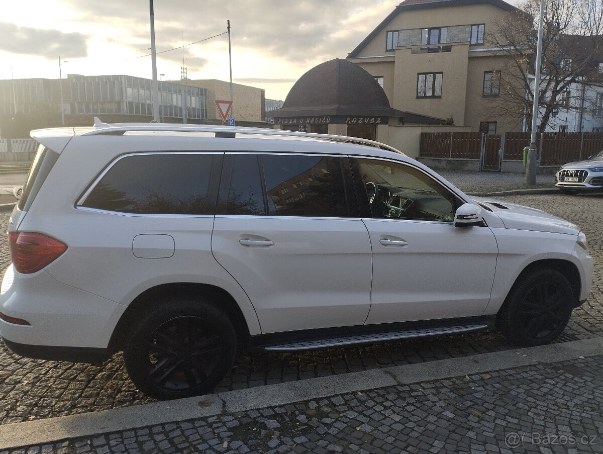 Mercedes Benz GL 350 cdi 2014 7 míst - 3