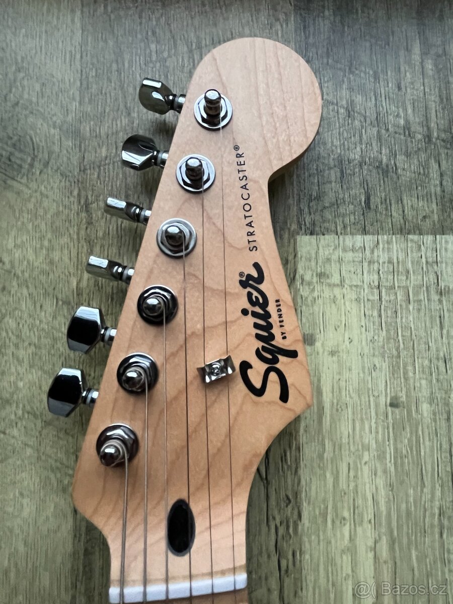 Prodám kytarový set pro začátečníky - 3