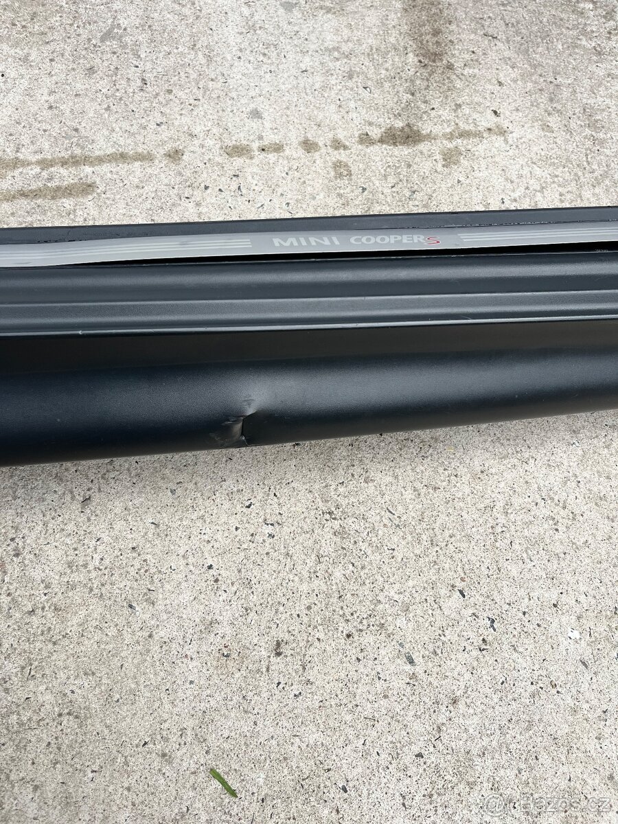 Levý plastový práh Mini Cooper S R53 - 3