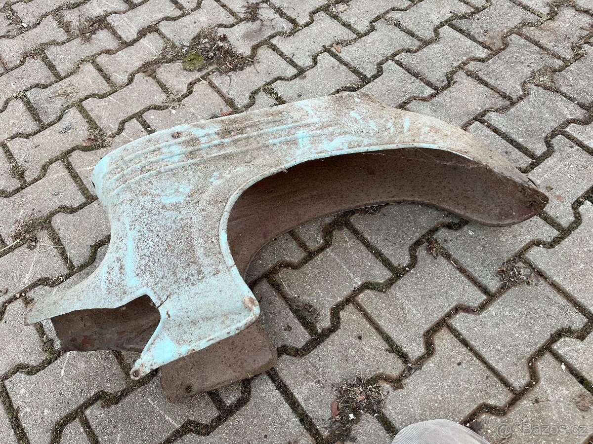 Prodám na Jawa 20, 05, 21 podsedlový plech, blatník - 3