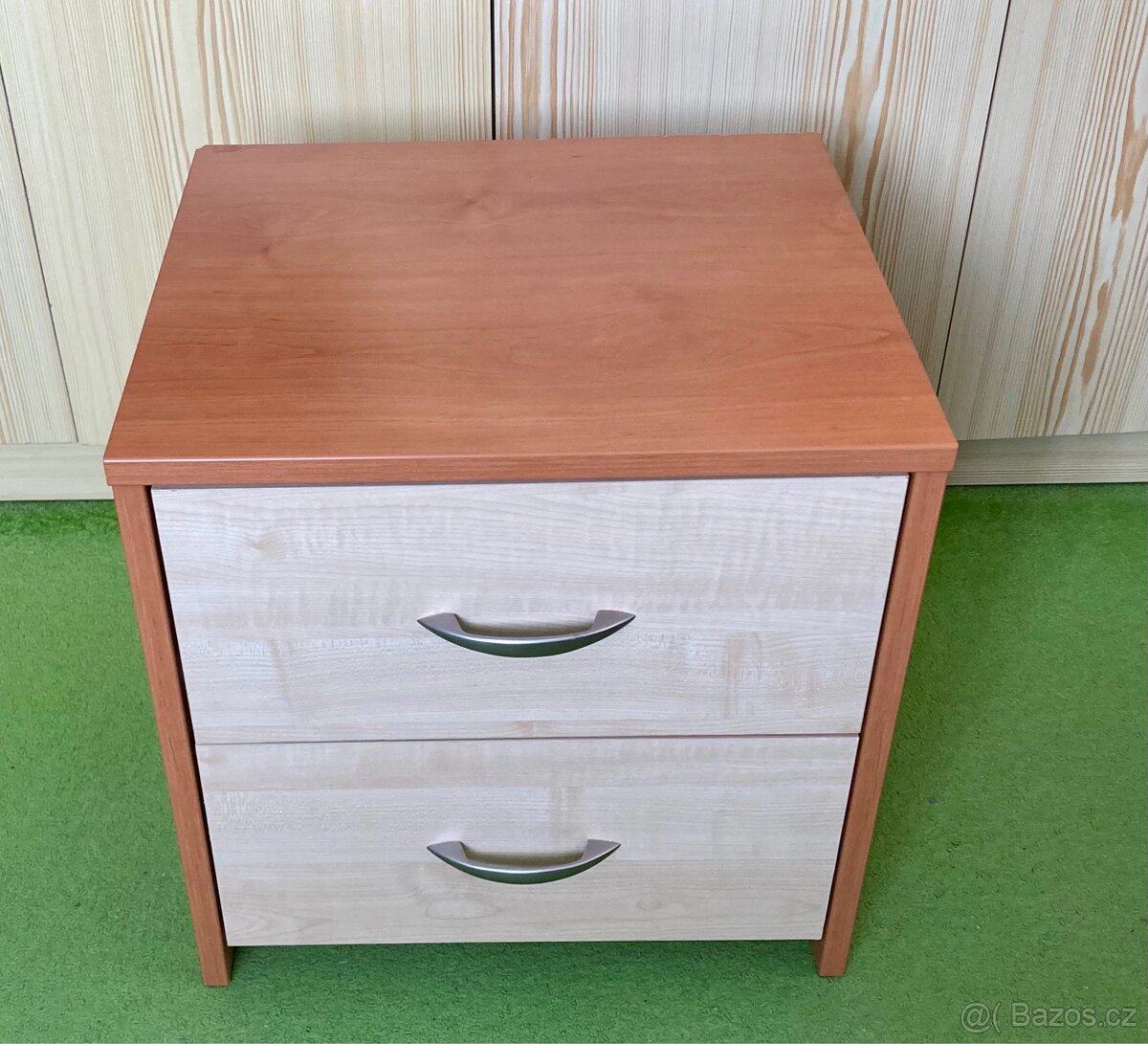 Noční stolek - 3