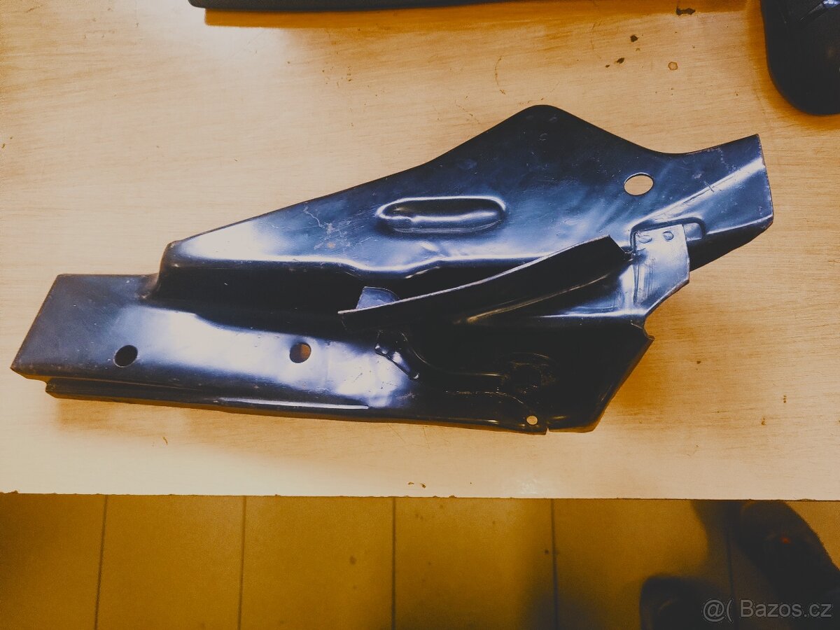 Originál VW passat zadní levý podélník - 3