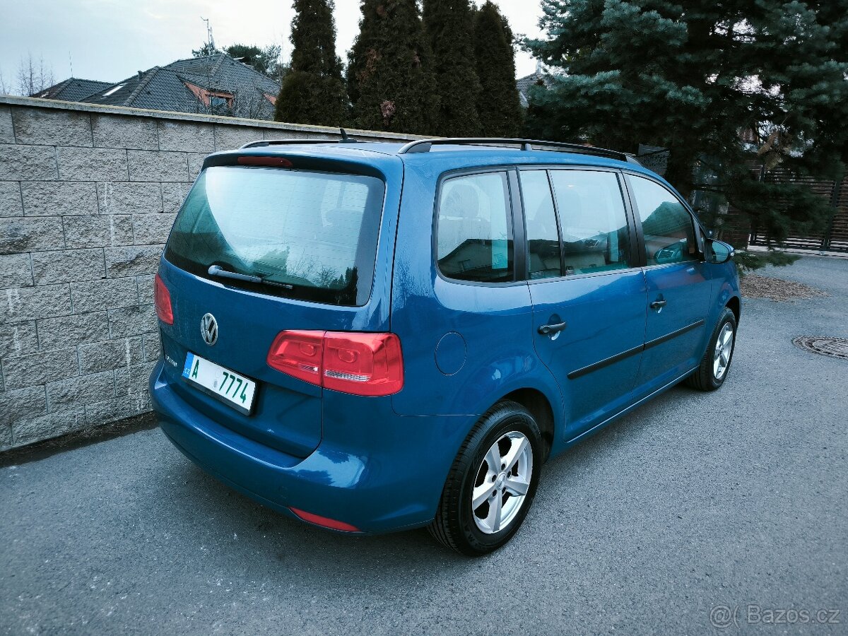 Touran 1.2 TSi 16V, xenony, led denní svícení,klima,132t.km - 3