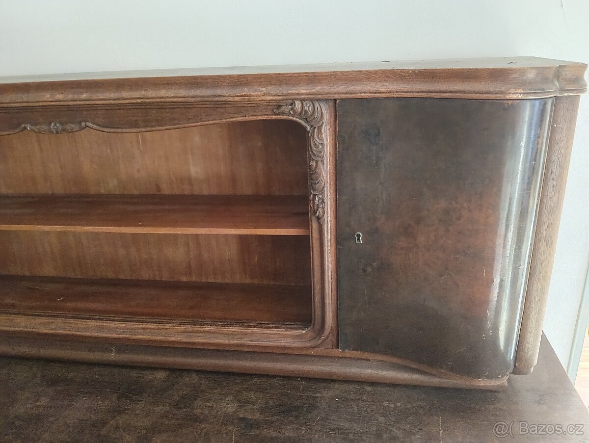 Starožitný příborník - 3