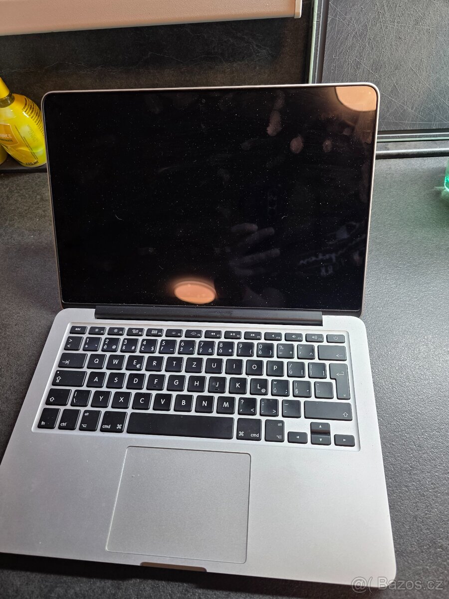 Prodám MacBook pro 13 palců 500GB 8GB RAM - 3