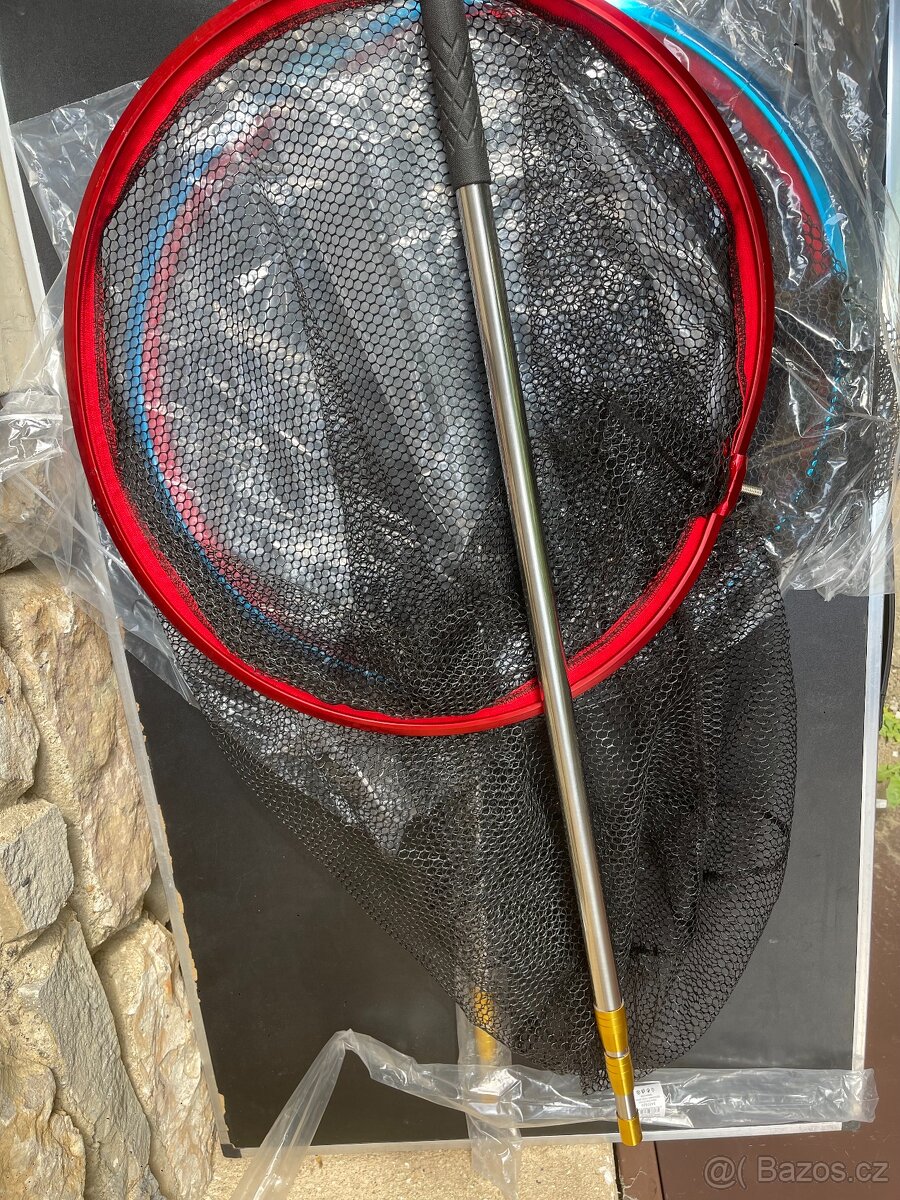 Teleskopický podběrák stědně velký - 3