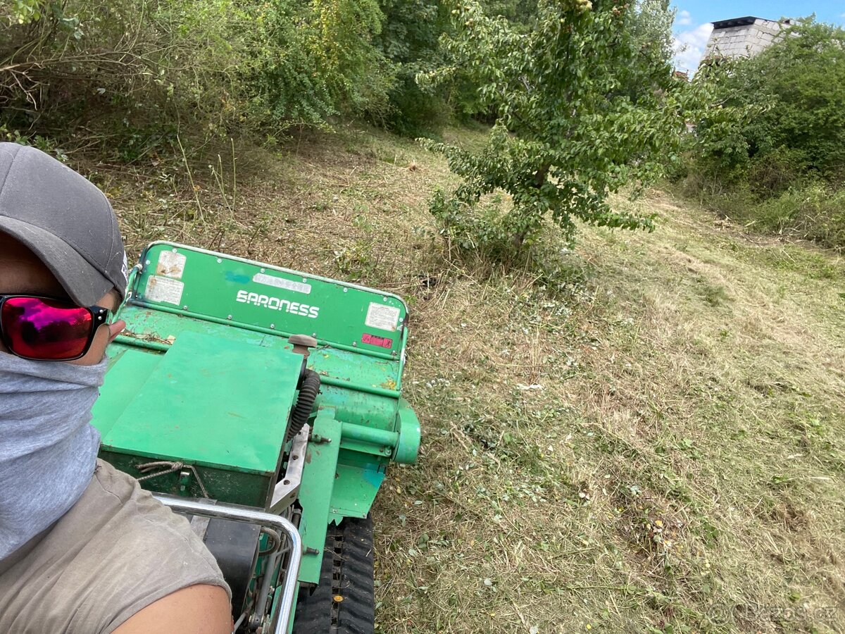 Svahový pásový mulčovací stroj Baroness HMA 1400 - 3