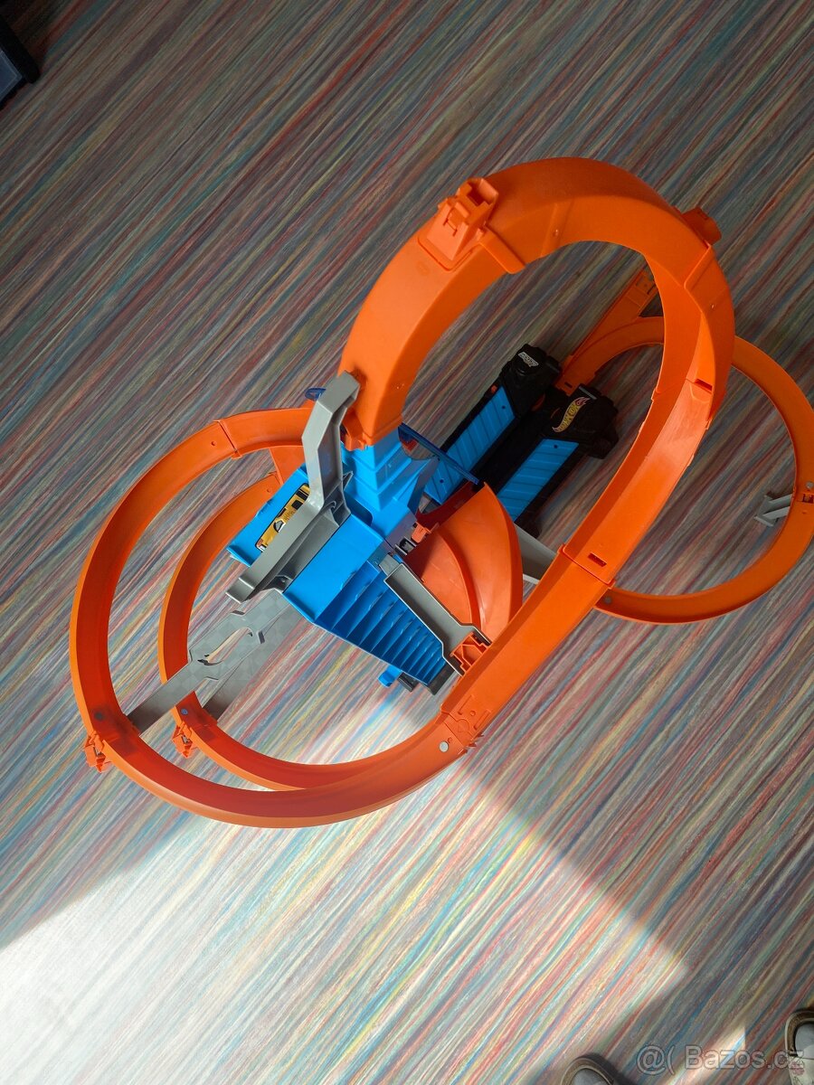 HOT WHEELS VYSTŘELOVACÍ DRÁHA - 3
