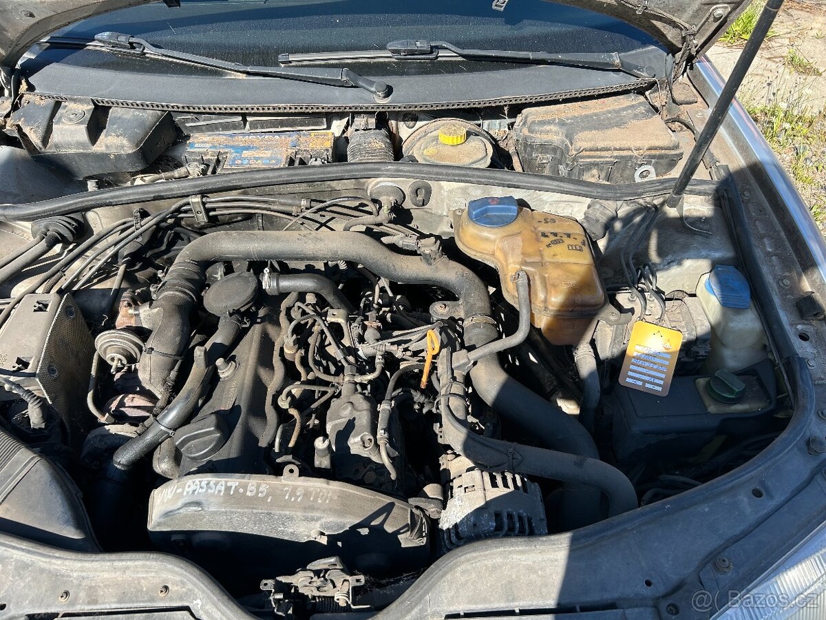 Volkswagen Passat - 3