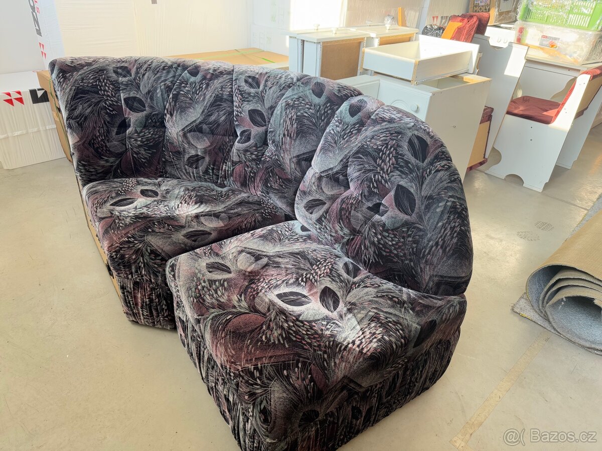 Rohová rozkládací sedačka - 3